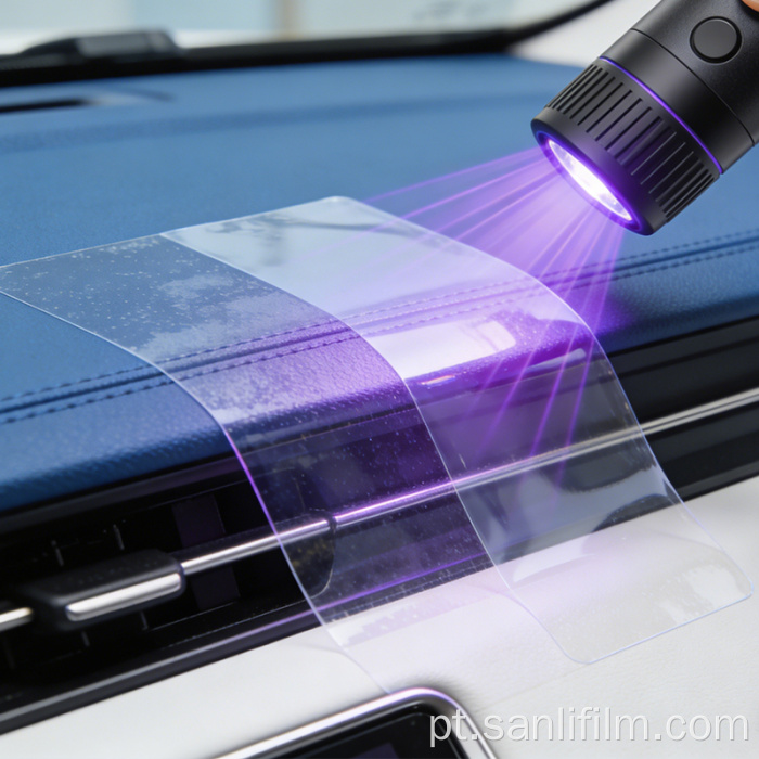 Proteção UV para película protetora interna automotiva